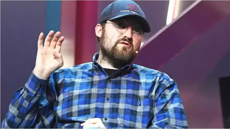 Хоскинсон: Cardano обрабатывает транзакции быстрее Solana Хоскинсон: Cardano обрабатывает транзакции быстрее Solana