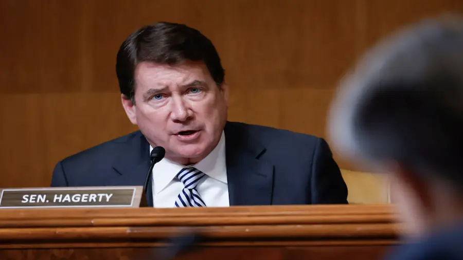 В Сенат США представлен законопроект о регулировании стейблкоинов В Сенат США представлен законопроект о регулировании стейблкоинов