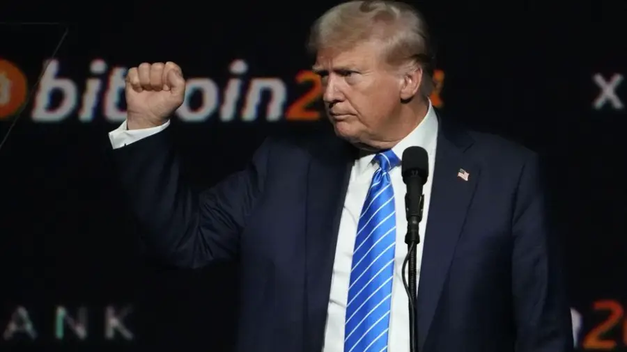 Дональд Трамп подписал указ о создании национального резерва в биткоинах Дональд Трамп подписал указ о создании национального резерва в биткоинах