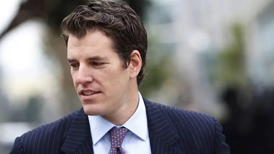 Тайлер Винклвосс: «умные люди покупают биткоины без громких заявлений» Тайлер Винклвосс: «умные люди покупают биткоины без громких заявлений»