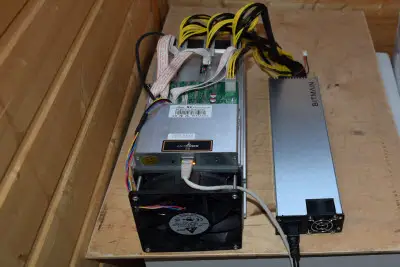 Antminer S9 14
